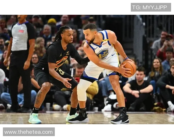 2014至2015赛季雷霆与勇士对决回顾及精彩瞬间分析