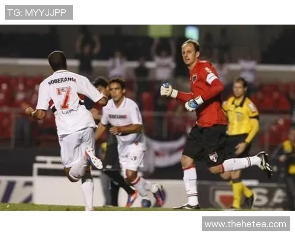 2018年圣保罗与科隆竞技激战回顾及精彩瞬间分析