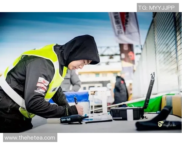 河床与玛伦的精彩对决直播回顾及赛后分析全记录 河床与玛伦的精彩对决直播回顾及赛后分析全记录