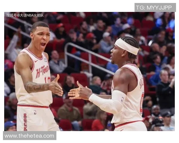 火箭队与骑士队激战正酣精彩直播全程回顾与分析