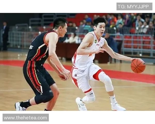 郭昊文:从青涩少年到篮球场上的璀璨明星之路与奋斗历程 郭昊文:从青涩少年到篮球场上的璀璨明星之路与奋斗历程