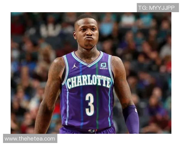 特里罗齐尔的篮球之路与成长故事探秘 特里罗齐尔的篮球之路与成长故事探秘