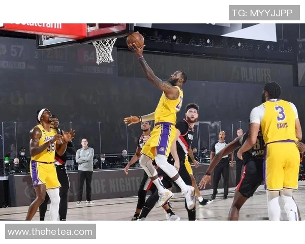 湖人对决热火波普表现出色助球队赢得关键胜利