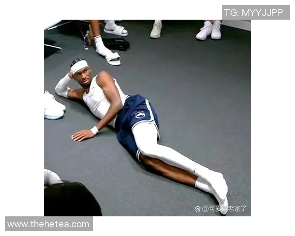 篮球明星因咳嗽缺席比赛引发球迷热议健康问题与职业生涯影响